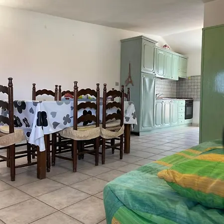 Apartament La Casa Di Tonia La Caletta