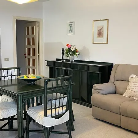 Apartament La Casa Di Tonia La Caletta